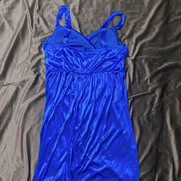 Blue Sequin Hearts dress - Picture 7 of 8